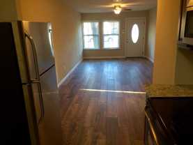 1710/12 Poage - Photo 1 of 1