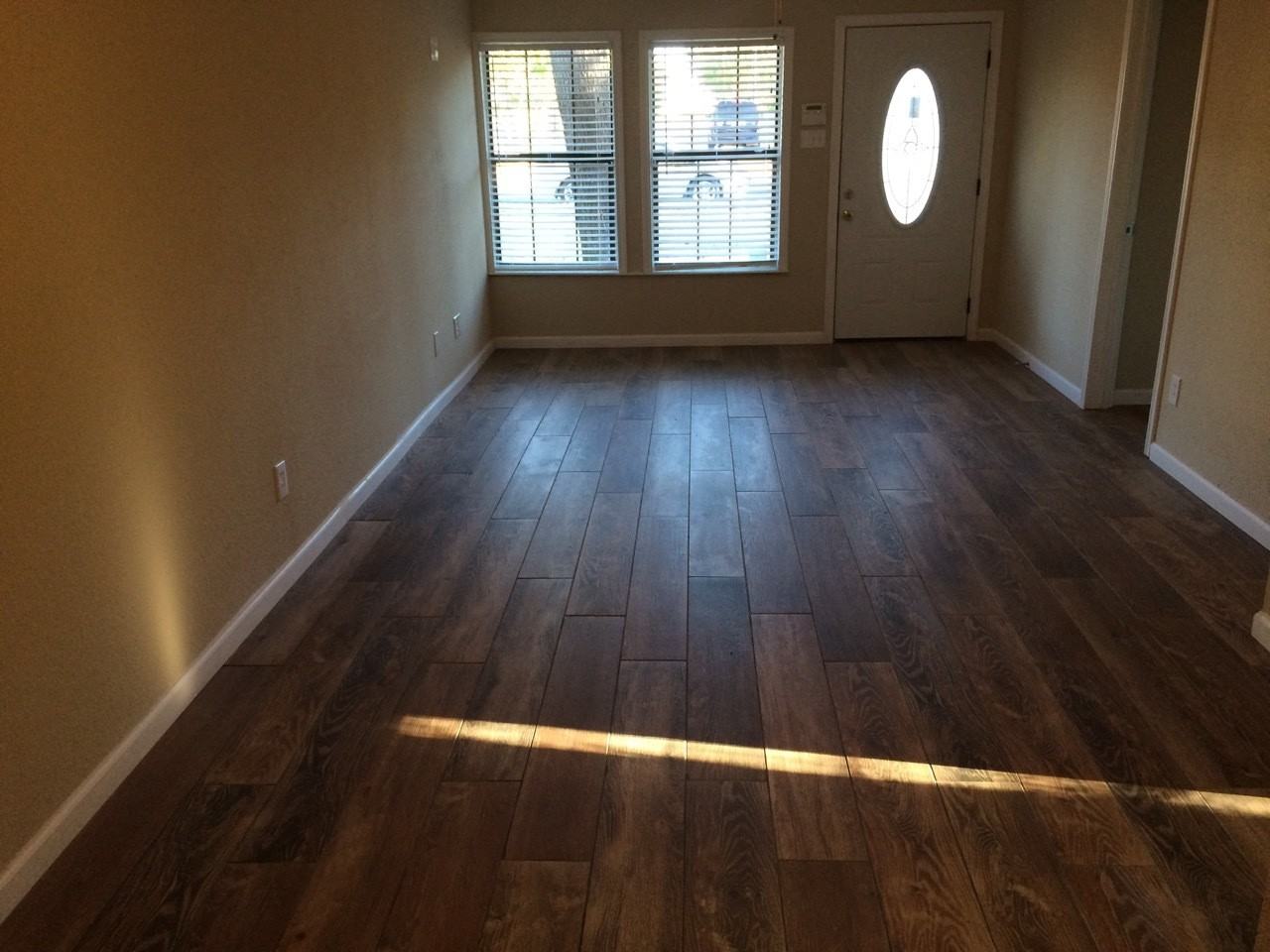 1710/12 Poage - Photo 3 of 21