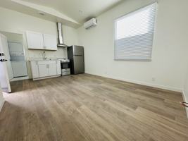 featured image of 16 W Mission St