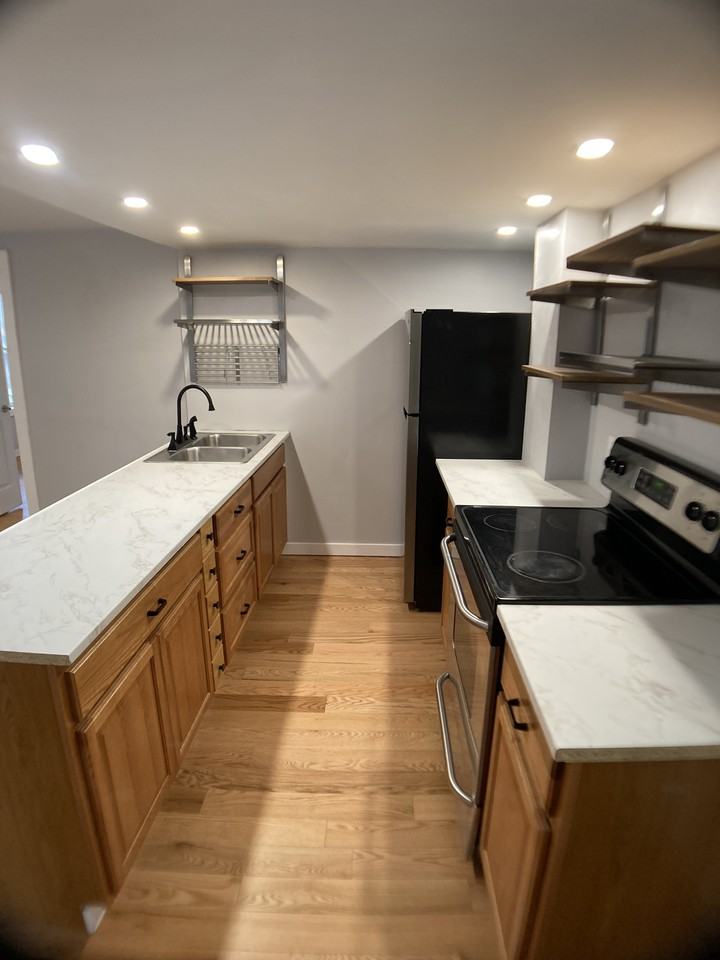 20 G Street - Photo 2 of 16