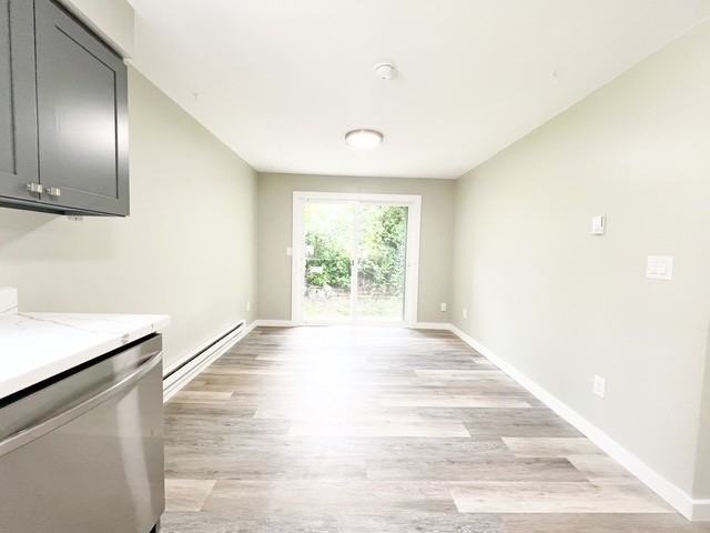 Tahoma Place West - Photo 7 of 17