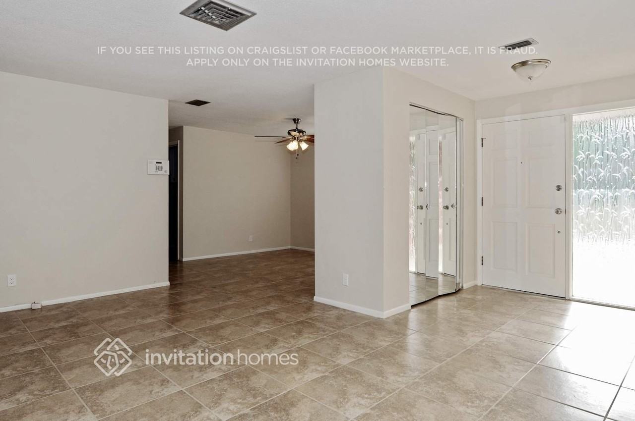 1706 Sharondale Dr - Photo 3 of 21