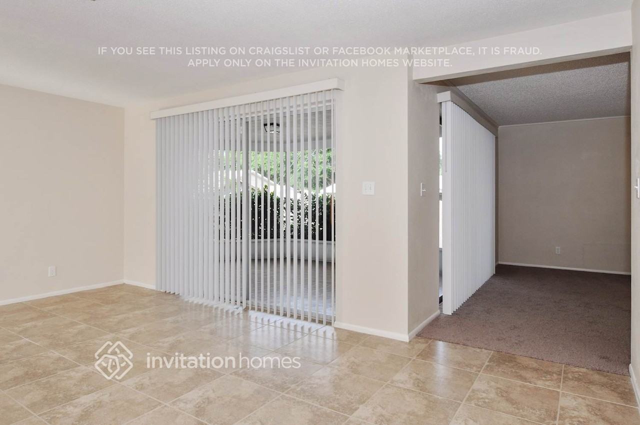 1706 Sharondale Dr - Photo 4 of 21