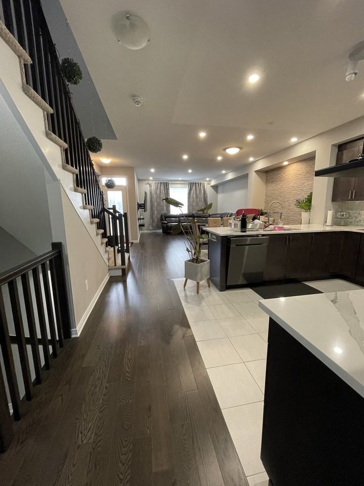 17 Hackney Private - Photo 3 of 25