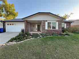 2714 W Fir St - Photo 1 of 1