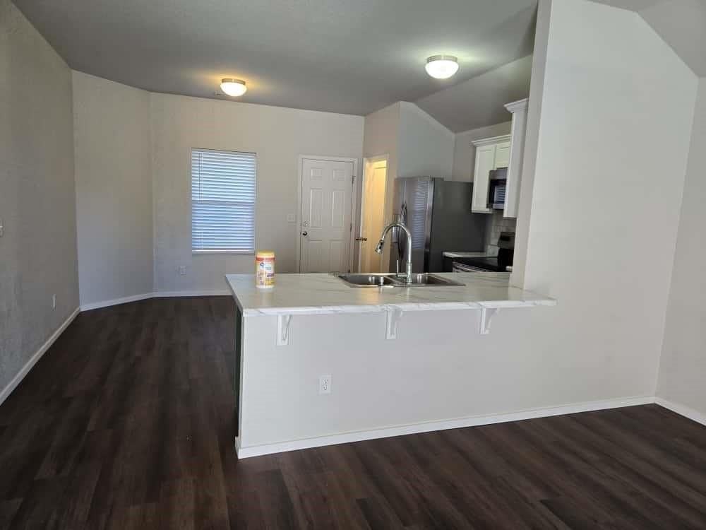 1144 S Jaybird Ln - Photo 4 of 19