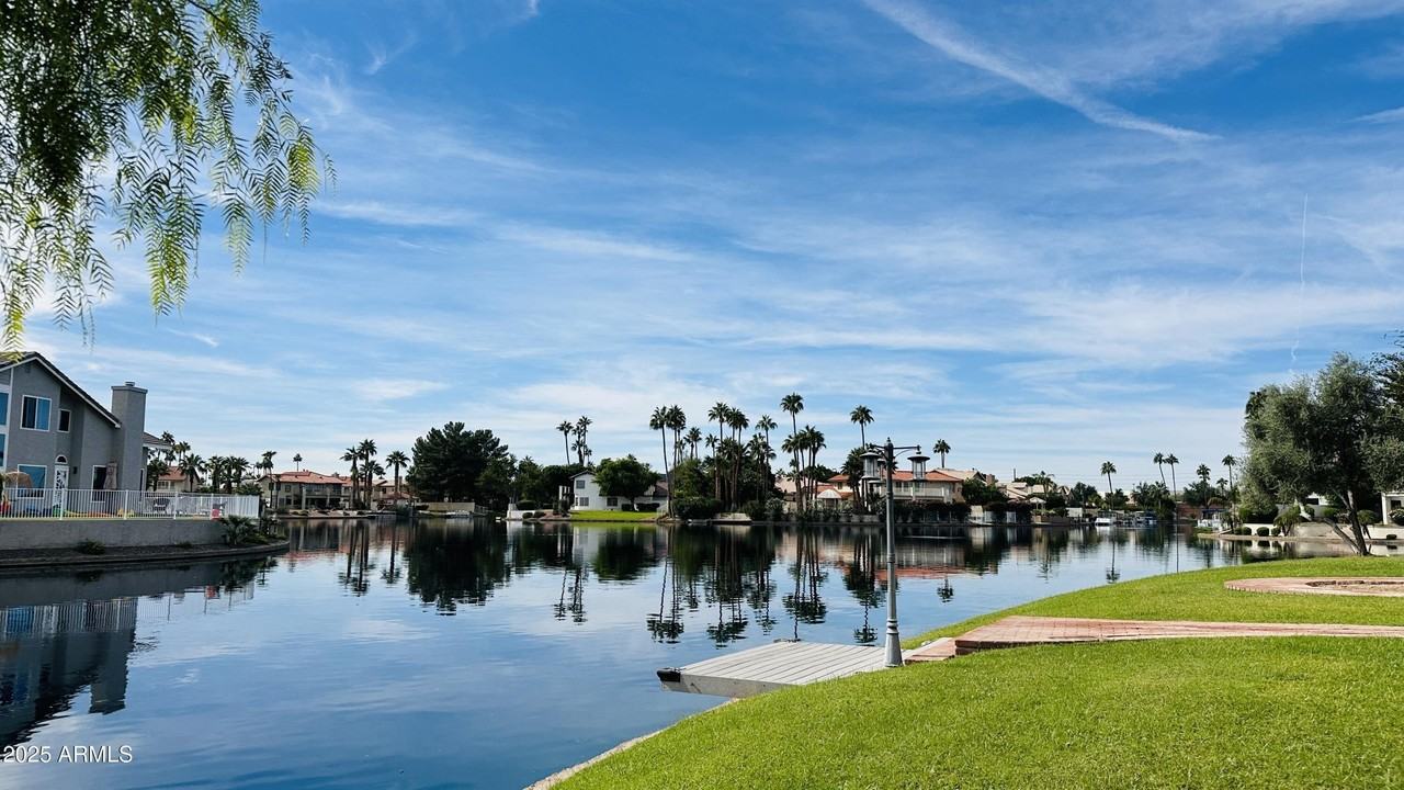 1413 W Coral Reef Dr