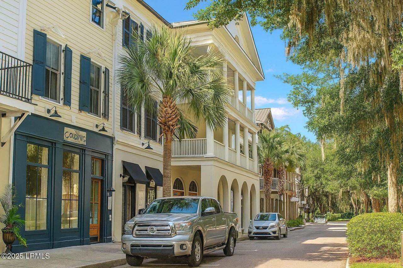 23 Market Unit B2 #B2 - Photo 6 of 35