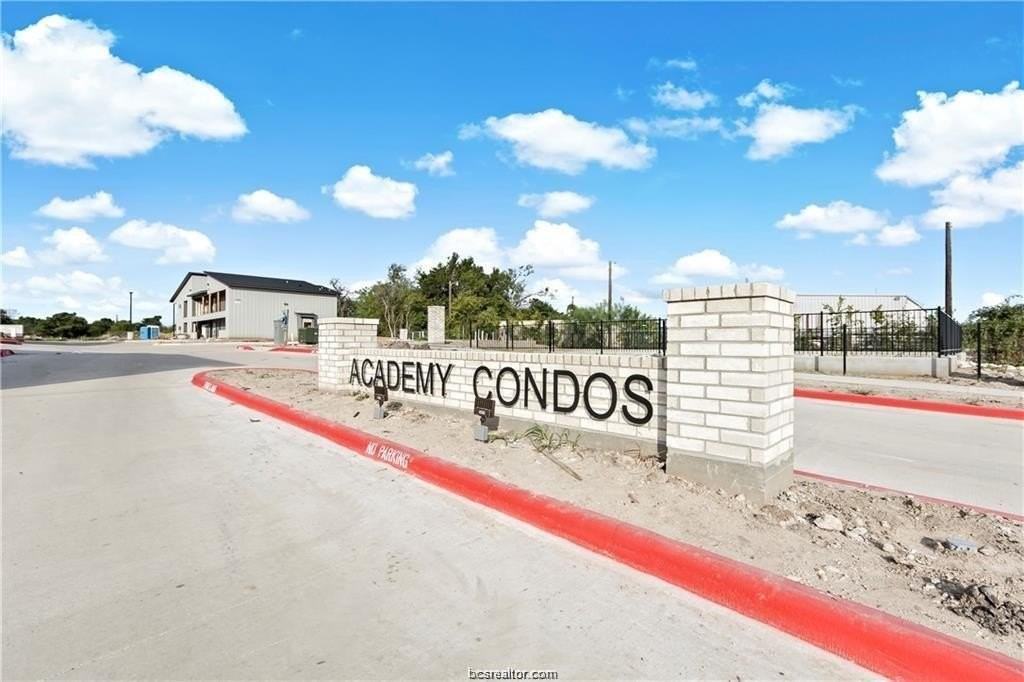 1326 Prairie Dr #712