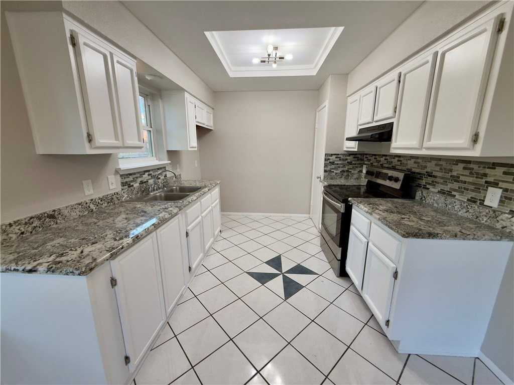 4006 Easy St - Photo 4 of 8