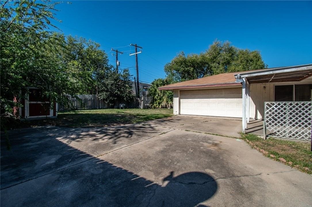 4017 Tripoli Drive - Photo 5 of 27