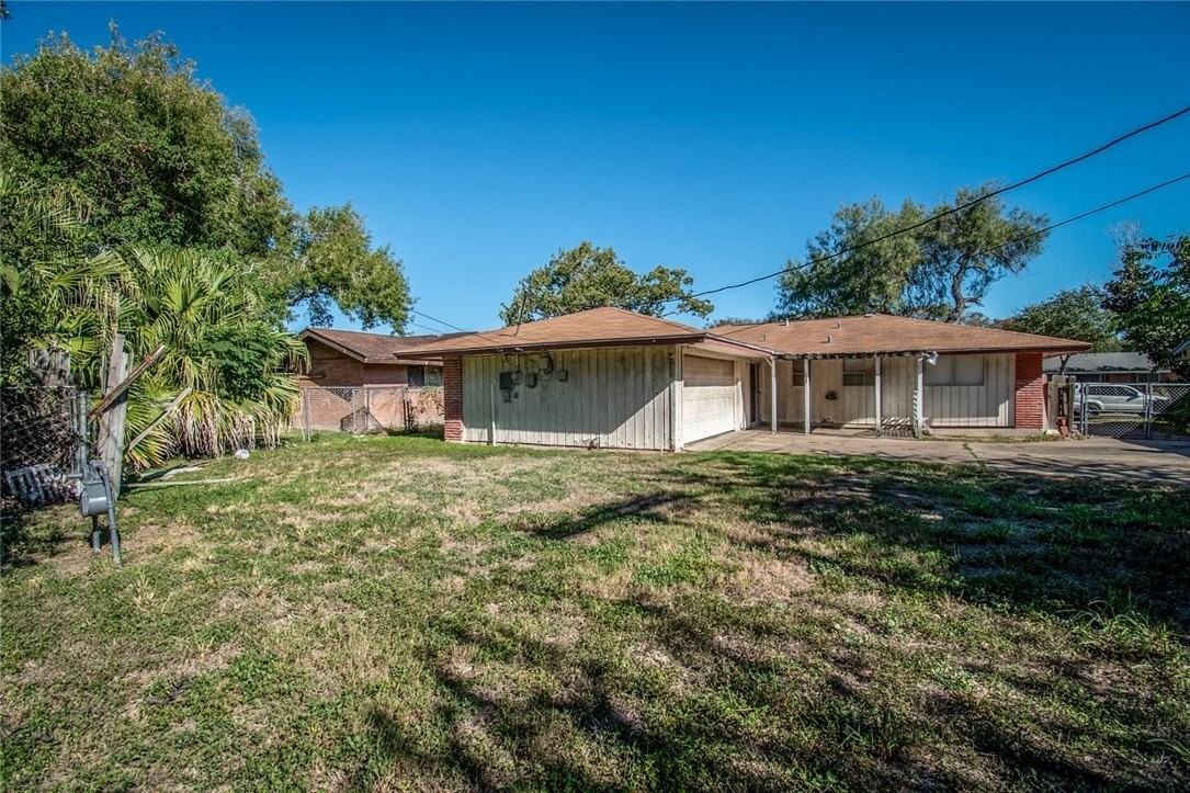 4017 Tripoli Drive - Photo 6 of 27