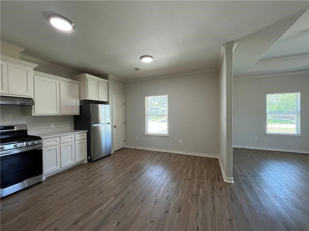 3449 Lawnview Street - Photo 7 of 19