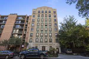 featured image of 661 W Sheridan Rd #601