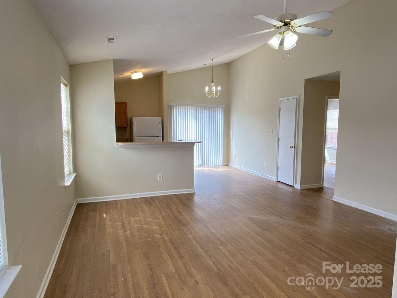 9617 Rau Ct - Photo 3 of 22