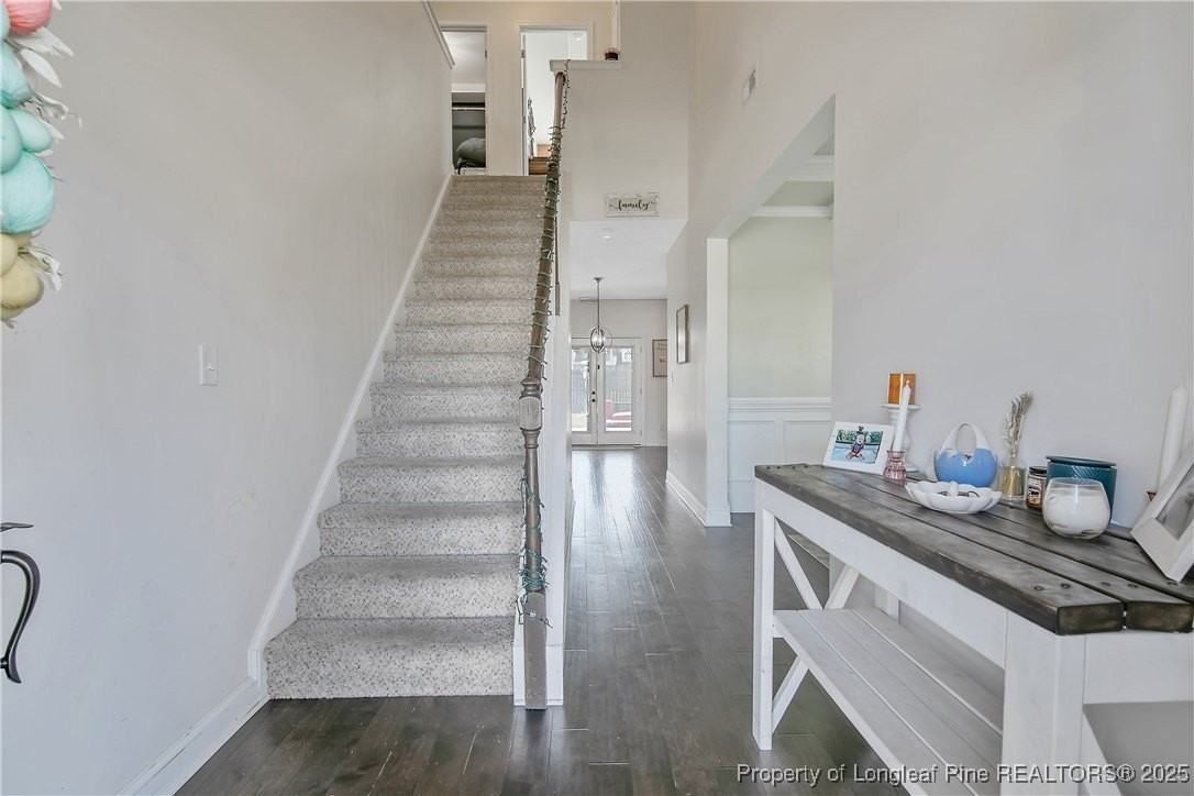 688 Stonebriar Ave - Photo 5 of 50