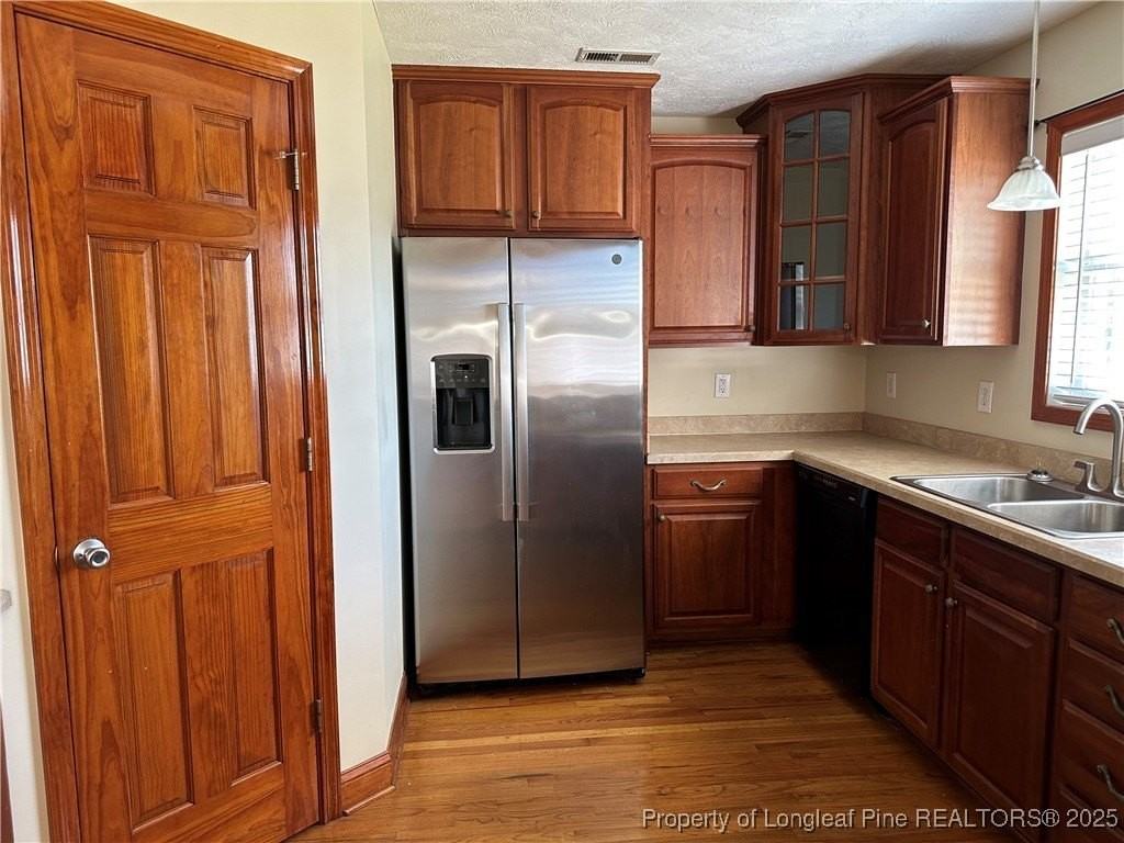 1935 Sunshine Ct - Photo 5 of 22