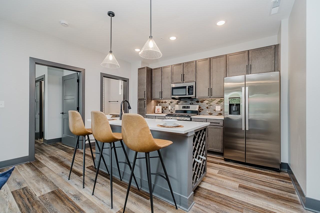 Overture at Proscenium Apartments - Photo 3 of 36