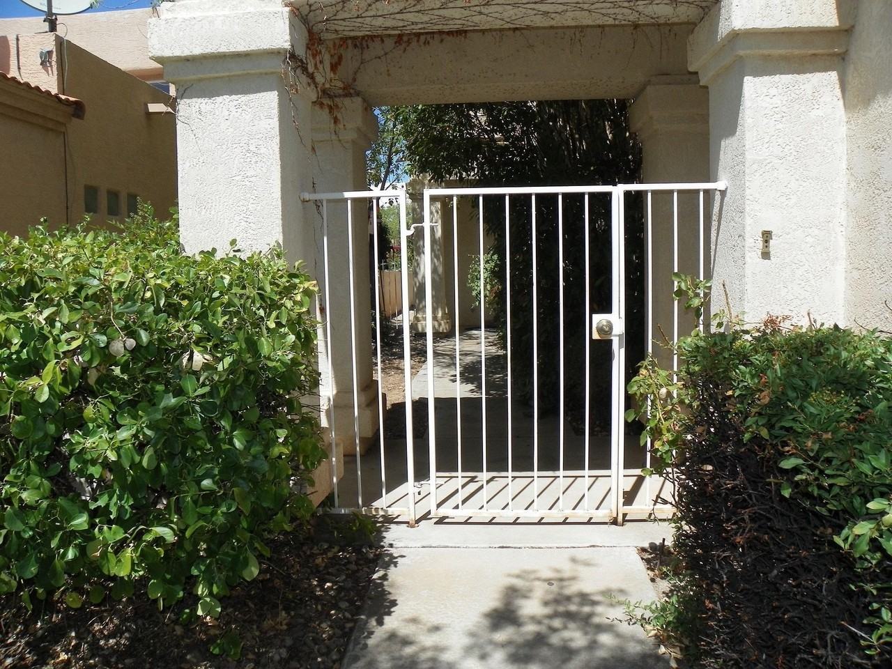 3093 La Mirage Ct Se - Photo 2 of 28