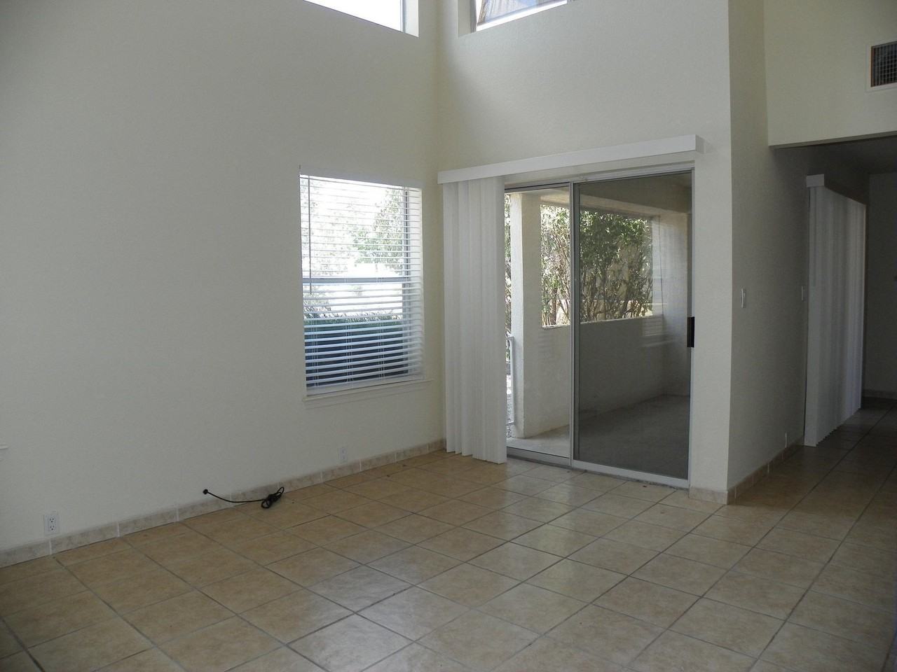 3093 La Mirage Ct Se - Photo 6 of 28