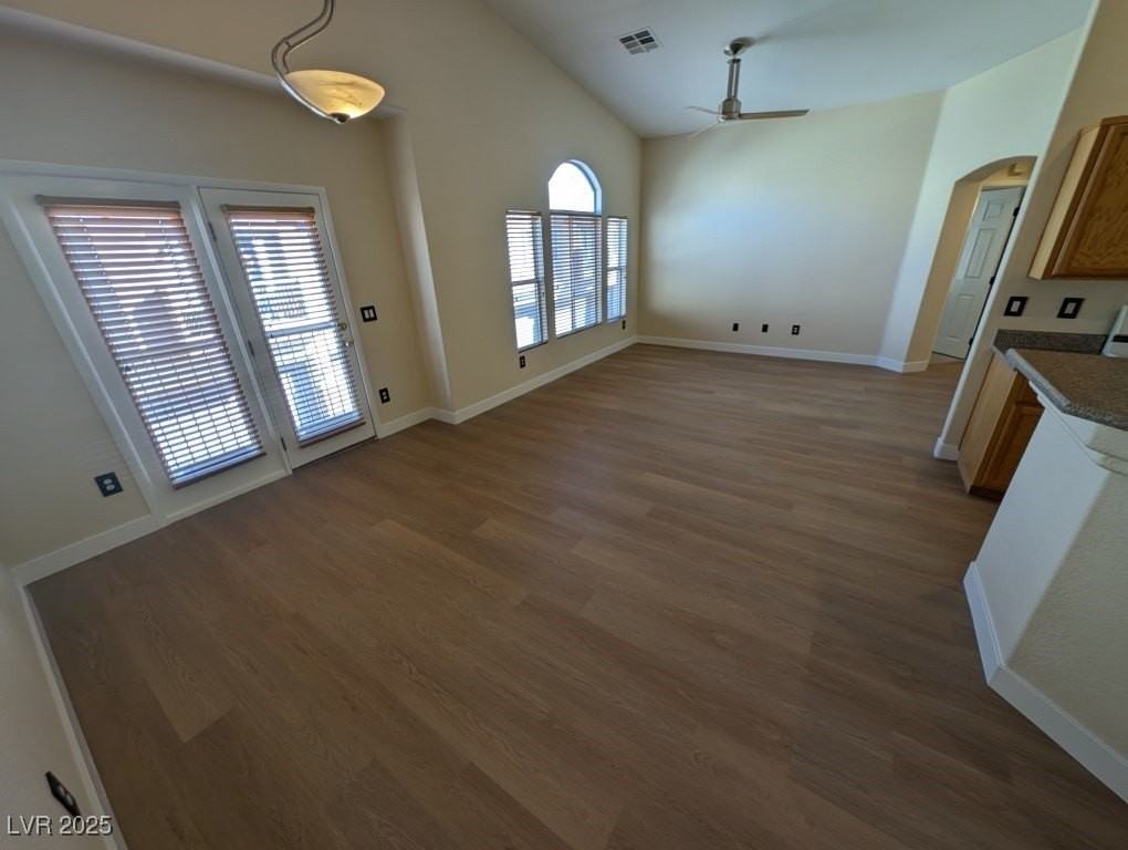 89 Day Trade St #1 - Photo 5 of 24