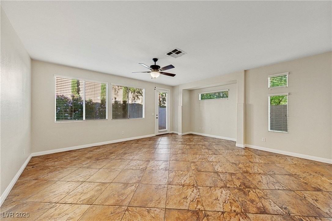 425 Ralph Mosa St - Photo 5 of 30