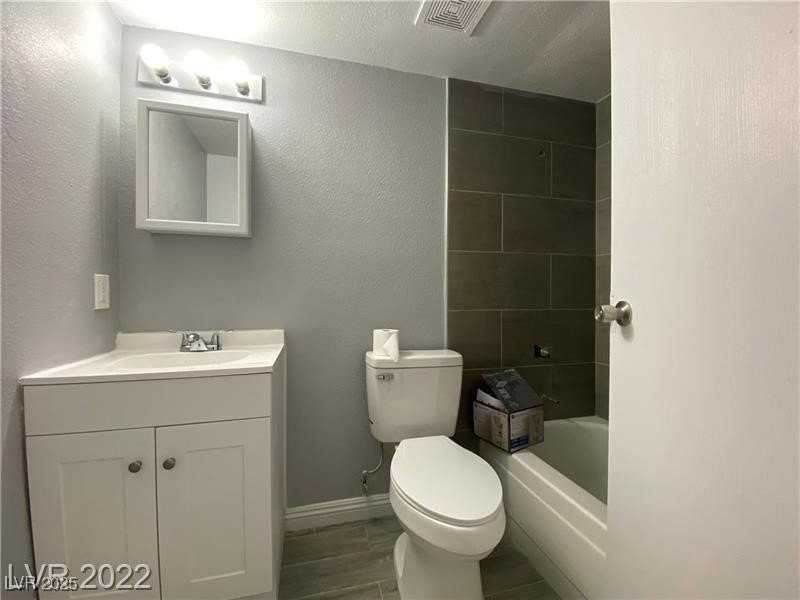 4720 Cessna Ave #1 - Photo 5 of 6