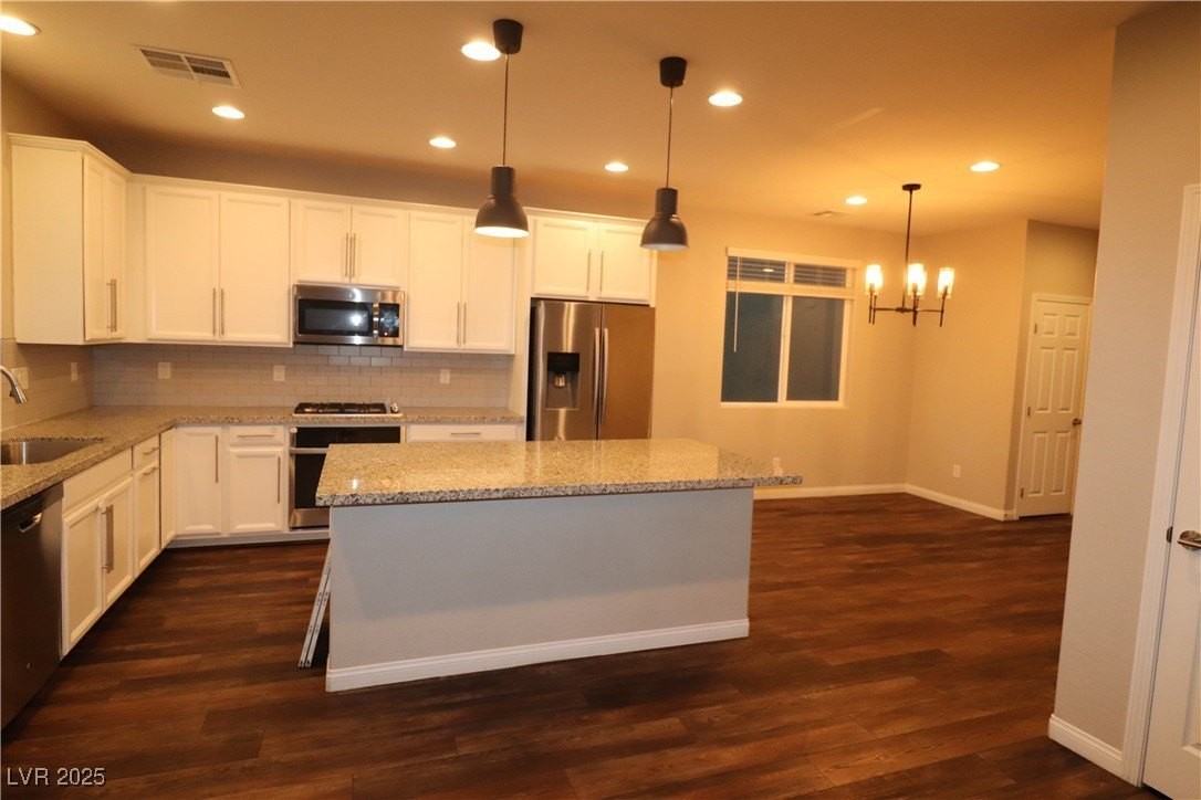 9474 Brough Ave - Photo 4 of 29