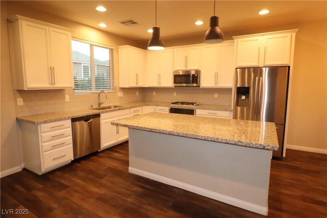 9474 Brough Ave - Photo 7 of 29