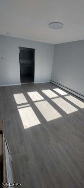 16 Silkman Pl - Photo 3 of 7