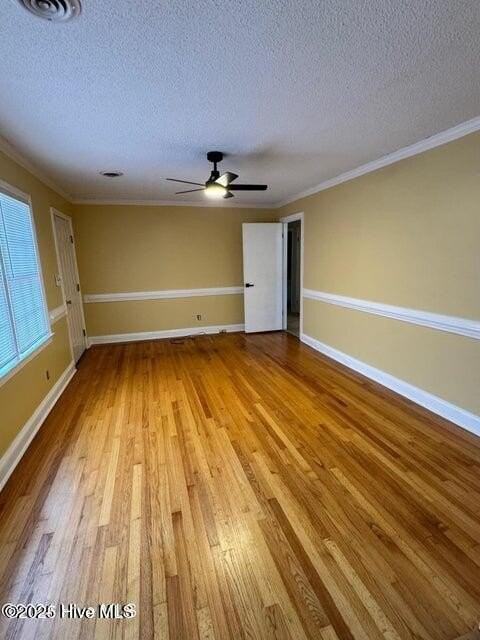 3911 Hart Avenue - Photo 7 of 22