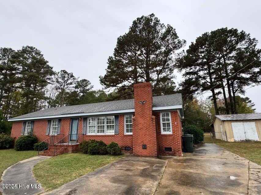 3911 Hart Avenue - Photo 3 of 22