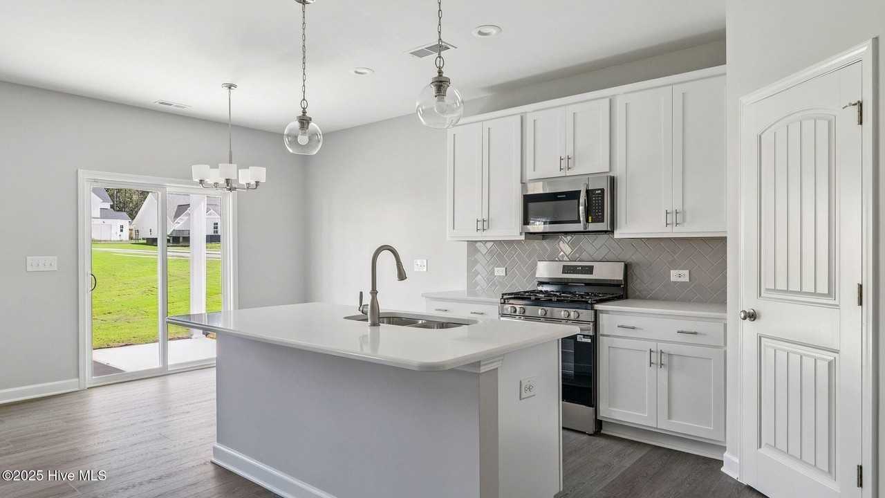 500 Grassy Gap Trl - Photo 7 of 42