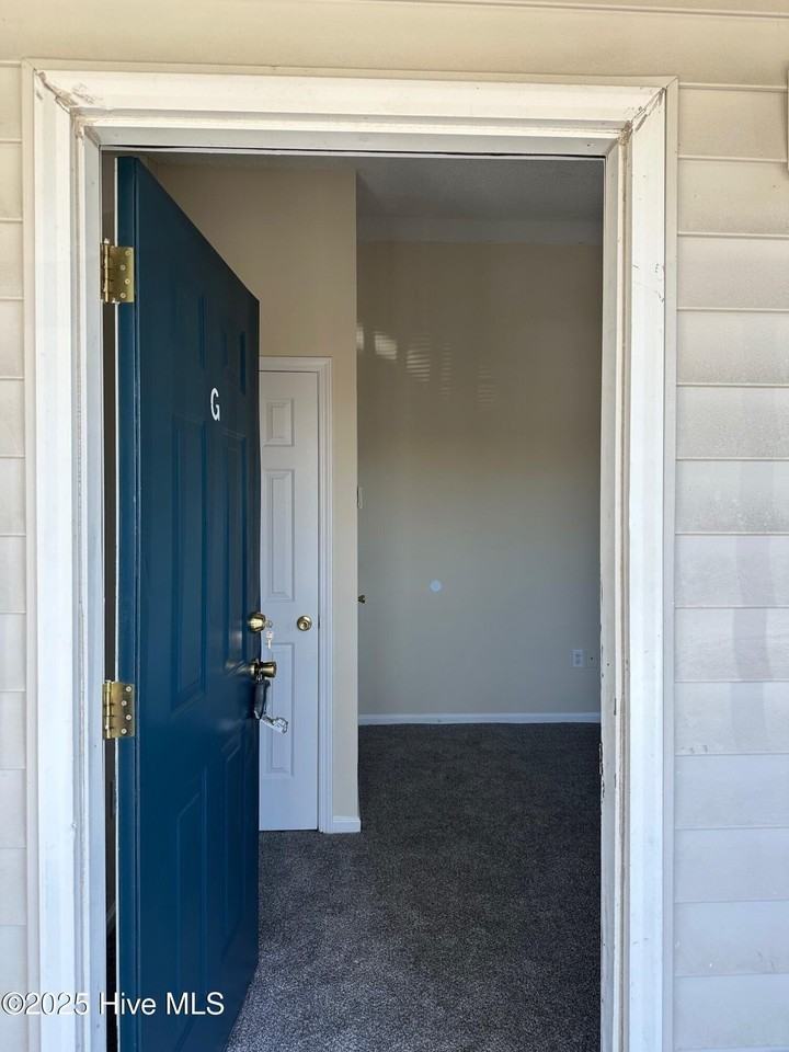 4460 Magellan Ct Apt G #G - Photo 2 of 15