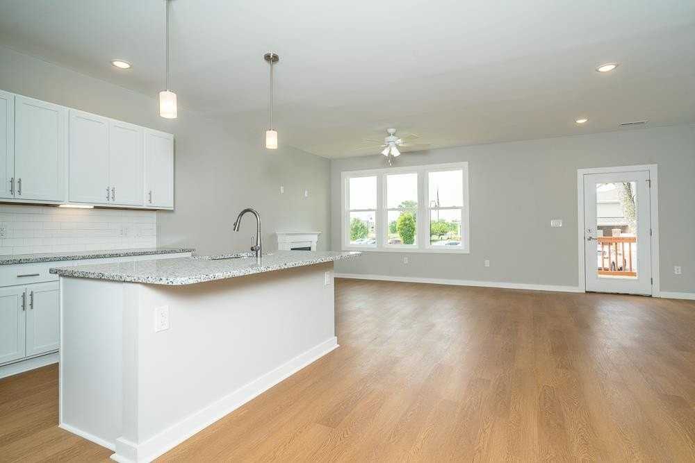 1588 Port Hills Dr - Photo 5 of 50