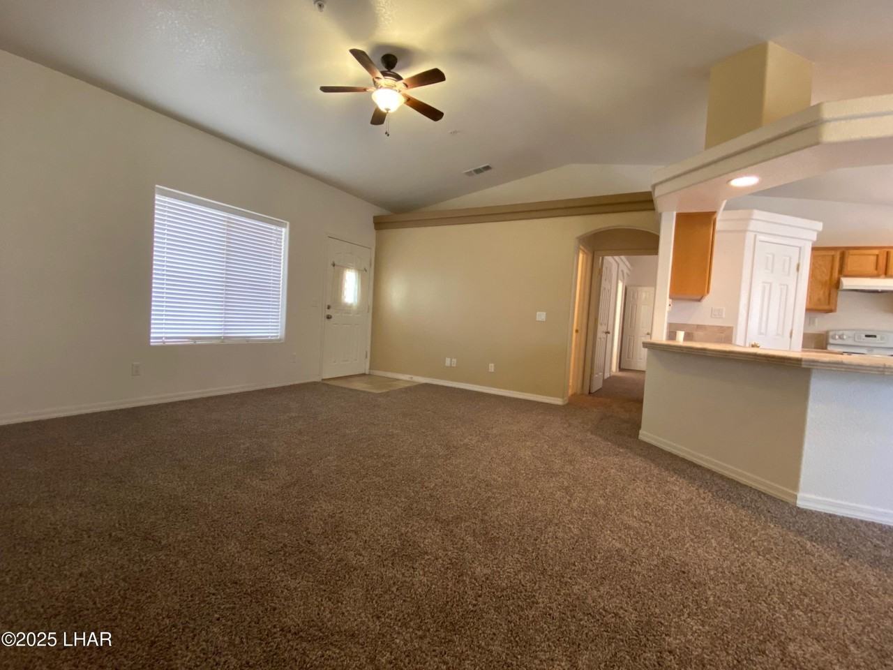 2815 Bluewater Dr #102 - Photo 5 of 14