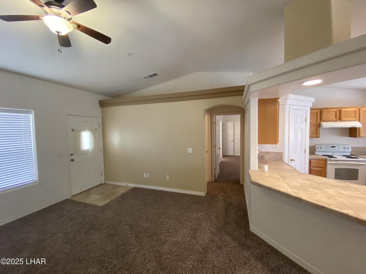 2815 Bluewater Dr #102 - Photo 6 of 14
