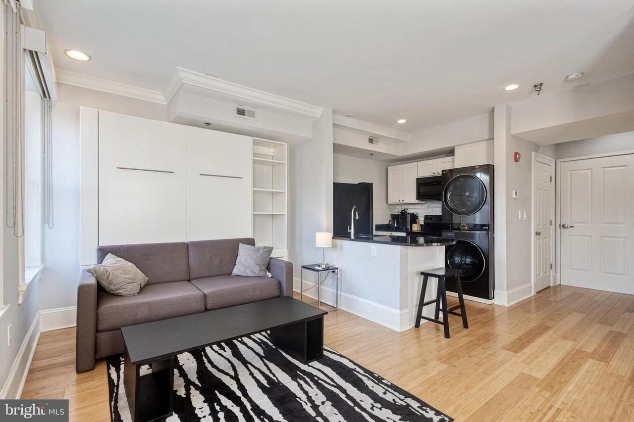 180 Main St - Photo 3 of 15