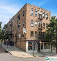 397 W Allen St Apt 3 #3 - Photo 1 of 1