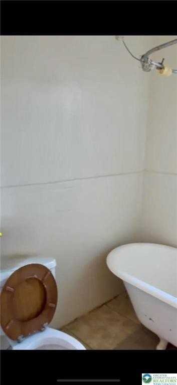 397 W Allen St Apt 3 #3 - Photo 6 of 9