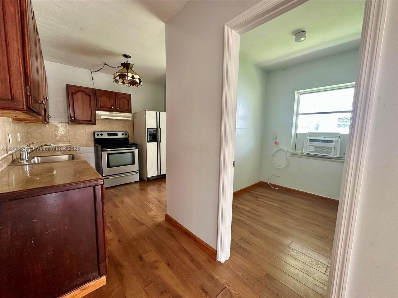 1987 Ne 171st St #1 - Photo 4 of 16