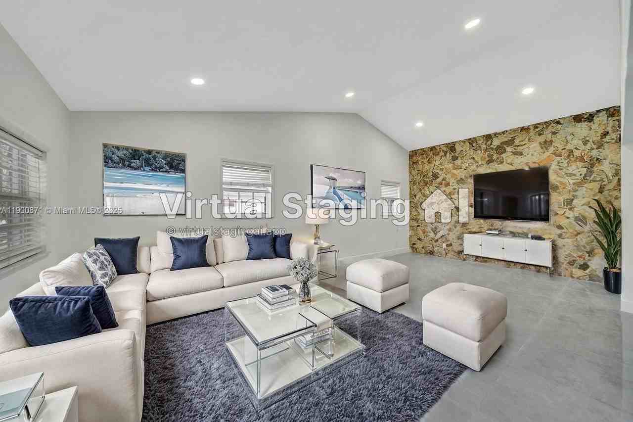 840 Ne 182nd St - Photo 2 of 50