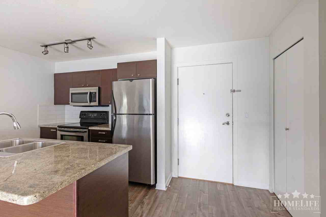 6815 188 St #305