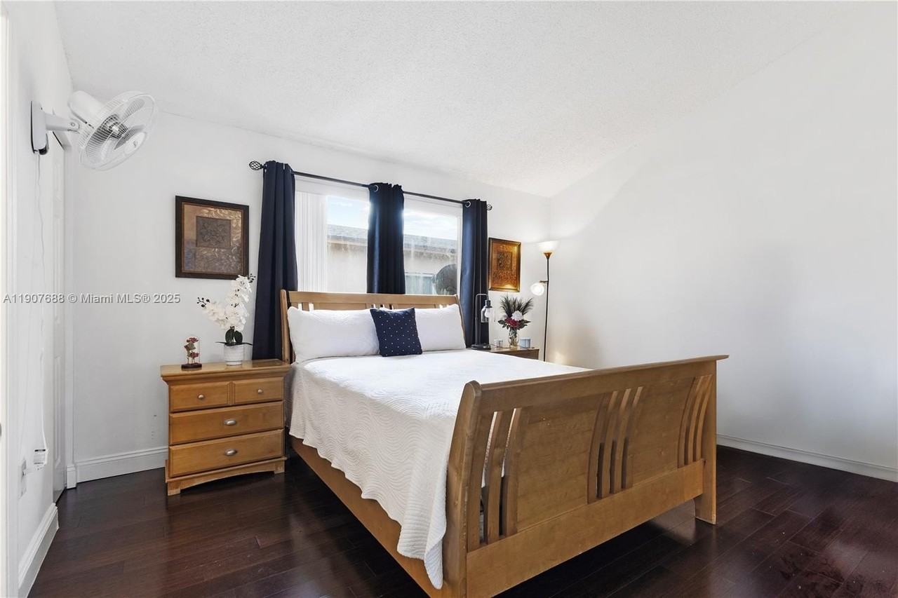 6205 Southwest 66th Street #290 - Photo 4 of 23