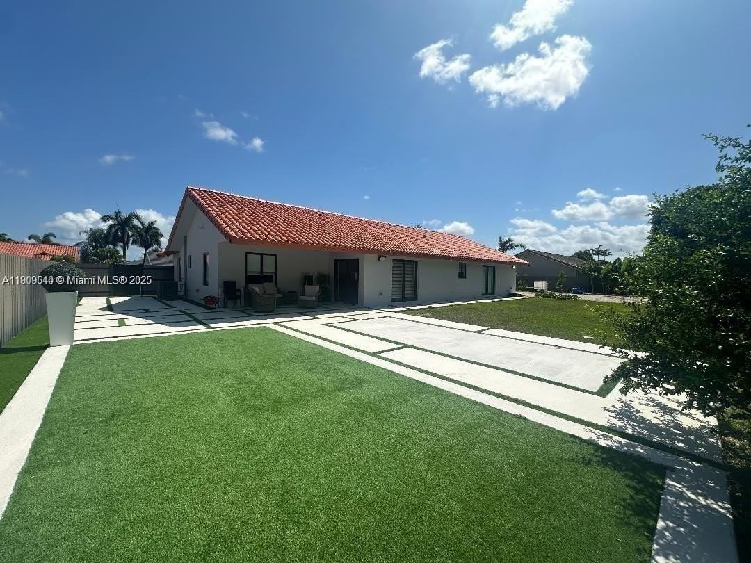 18781 Sw 294th Ter #0 - Photo 2 of 18