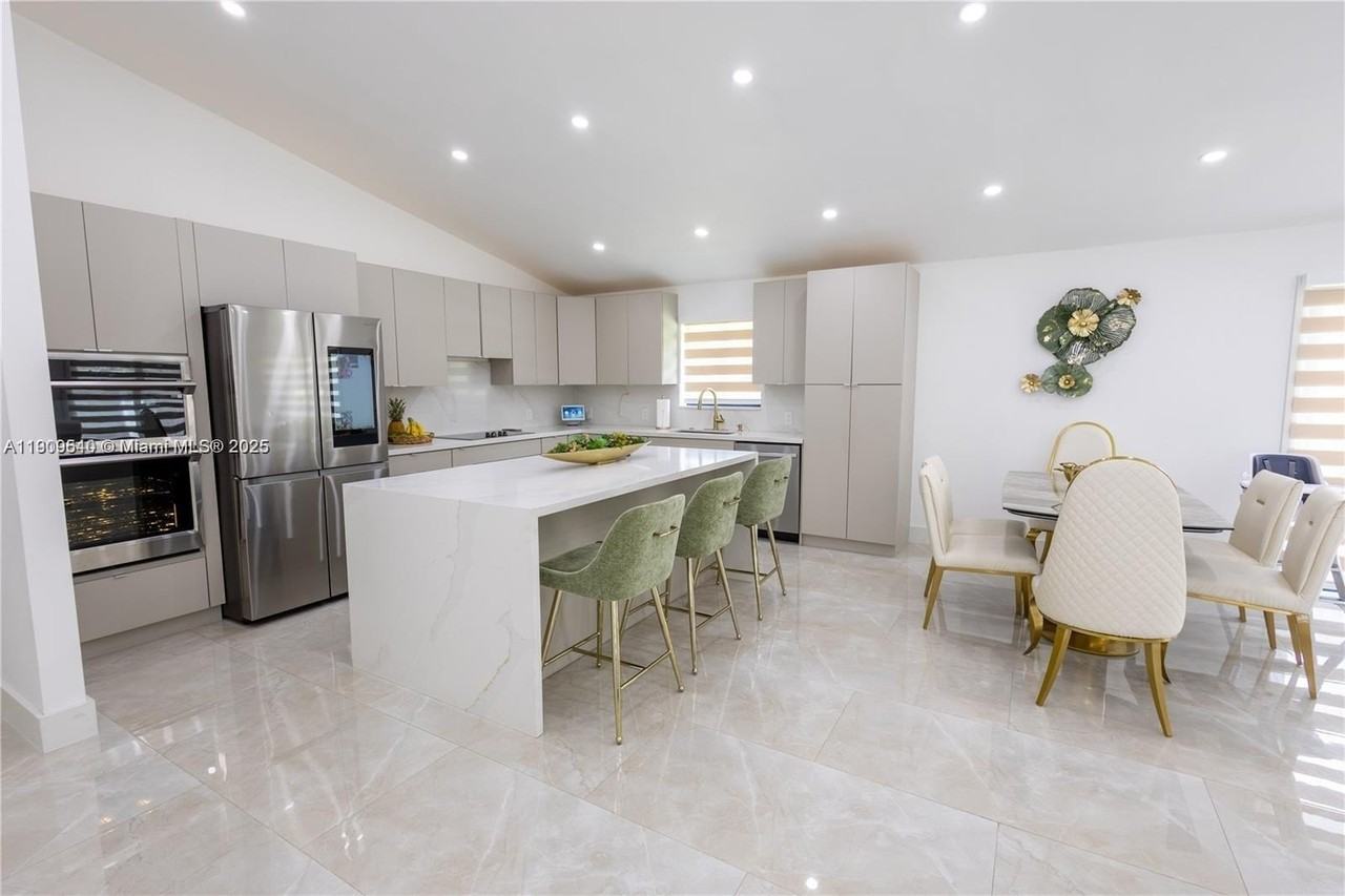 18781 Sw 294th Ter #0 - Photo 6 of 18