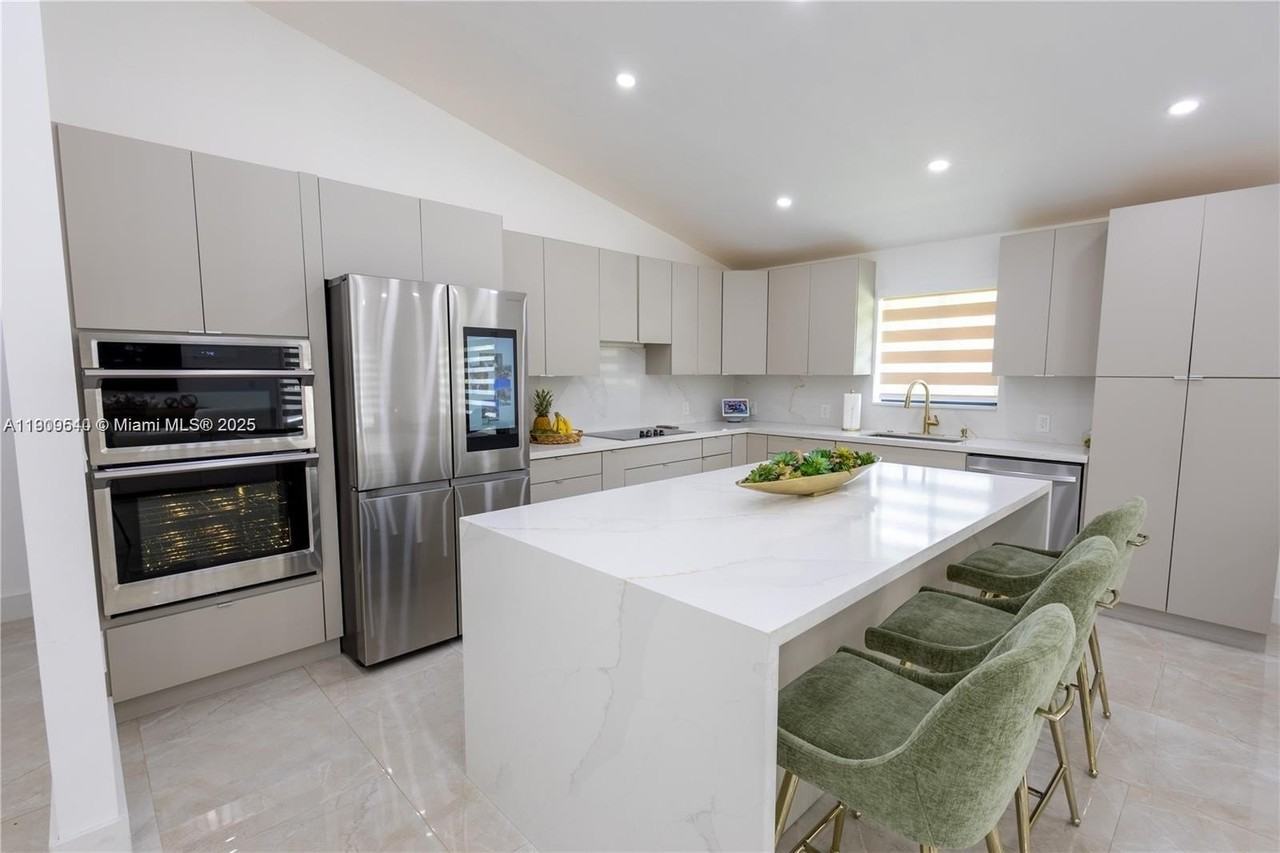 18781 Sw 294th Ter #0 - Photo 7 of 18