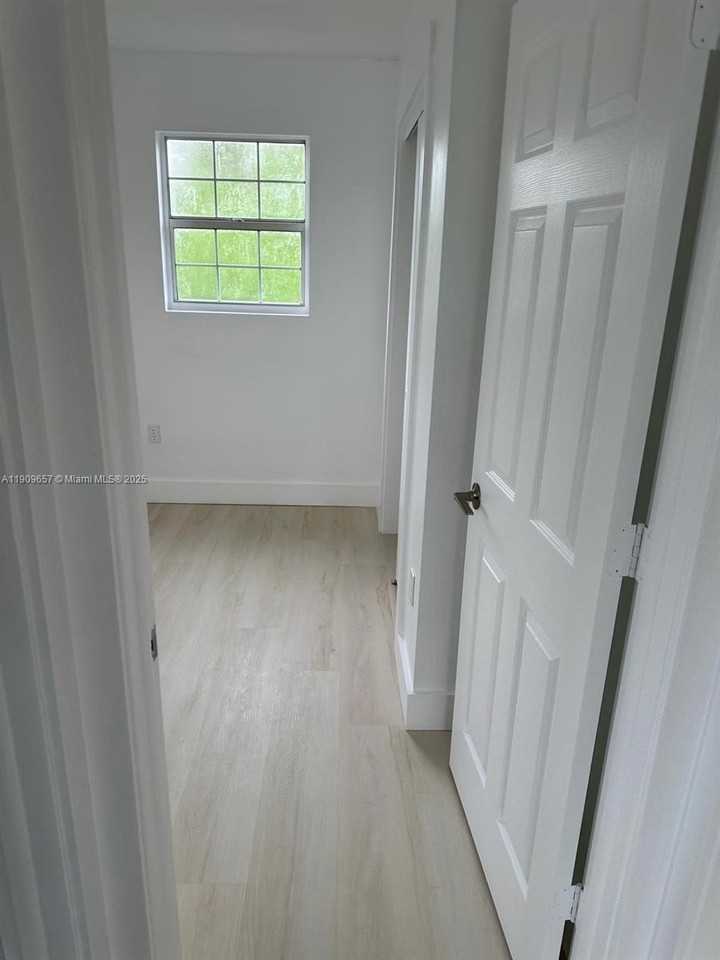 420 Burning Tree Ln #420 - Photo 5 of 19