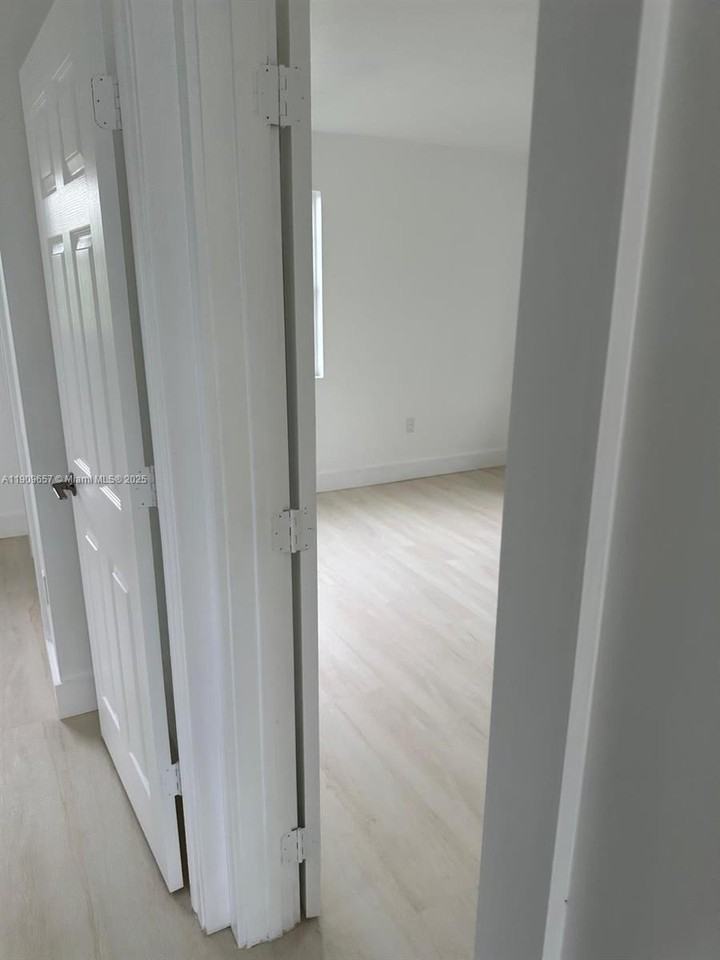 420 Burning Tree Ln #420 - Photo 7 of 19