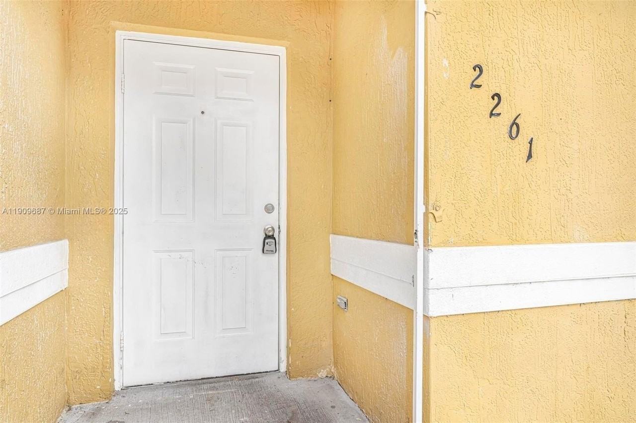 2261 Nw 136th Ter #2261 - Photo 2 of 19